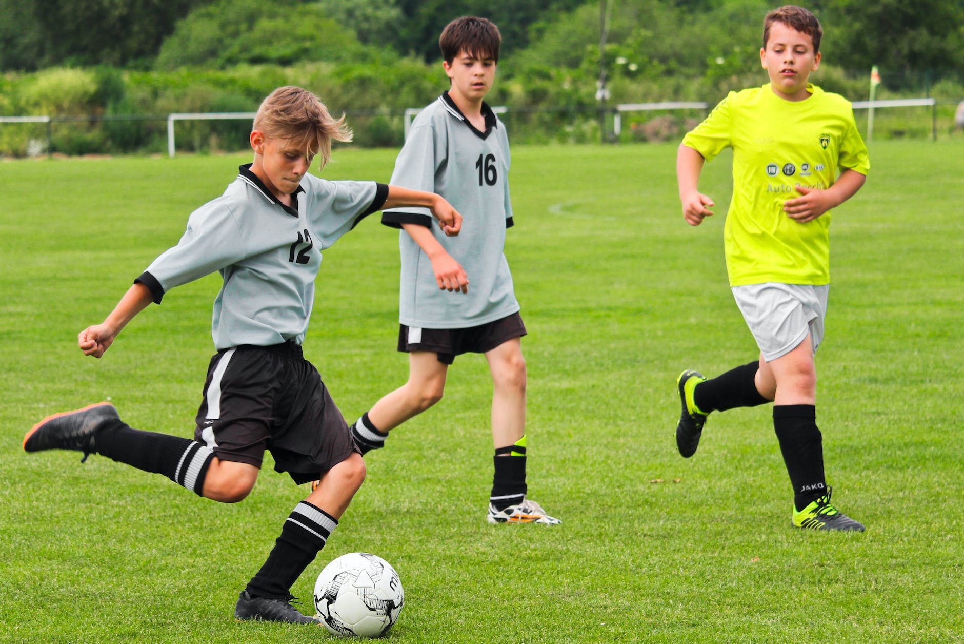 youth players must learn playing multiple positions
