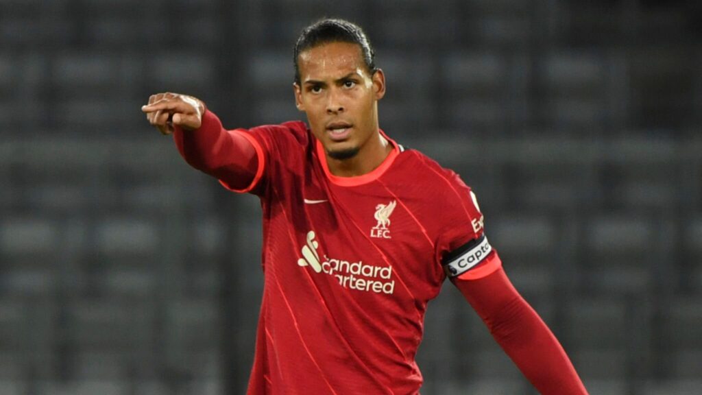 van dijk as number 4 in football